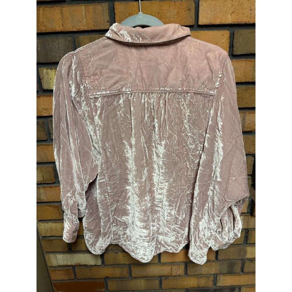 Pilcro Anthropologie Velvet Crushed Button Up Top Women's M Pink Long Sleeve - Picture 2 of 6
